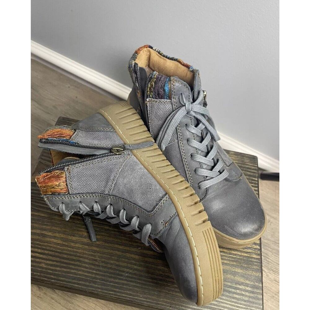 Comfortiva Blue Multi Color Halia Women’s Patterned Sneakers Size 7.5 HALIA